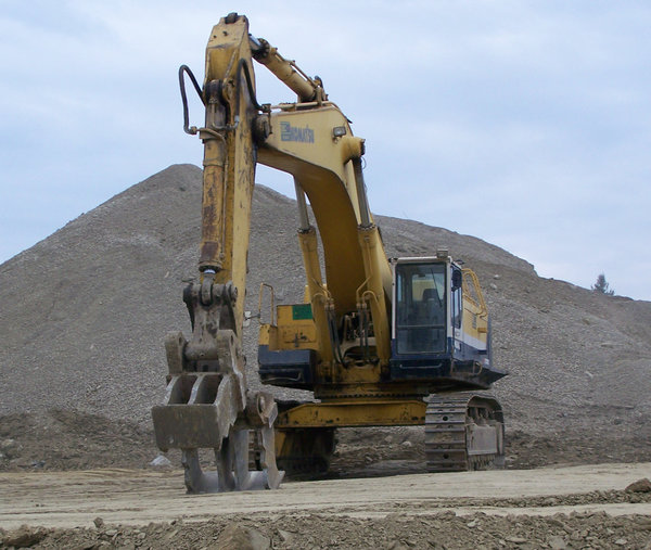 Excavator Rental in Pittsburgh at OEC Rentals